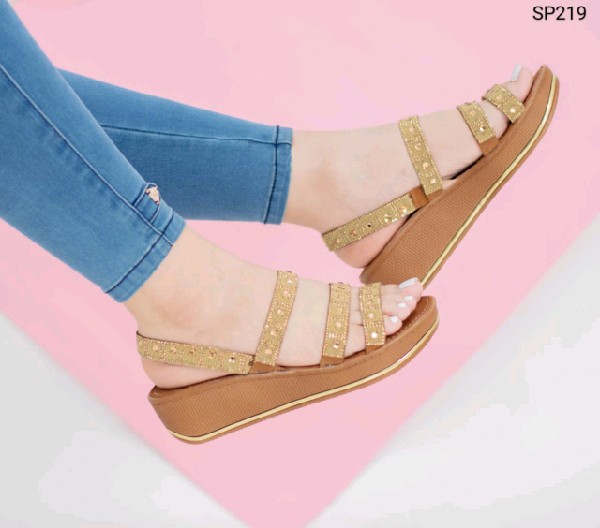 SP219 -  Sandalia Gracia