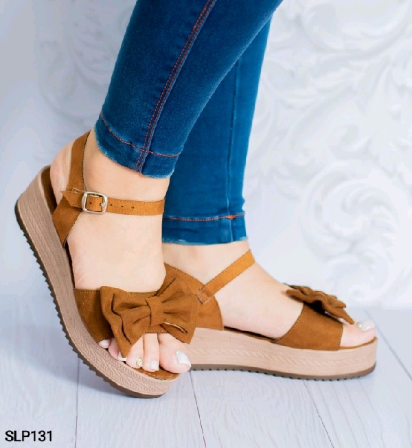 SLP131 -  Plataforma Emily